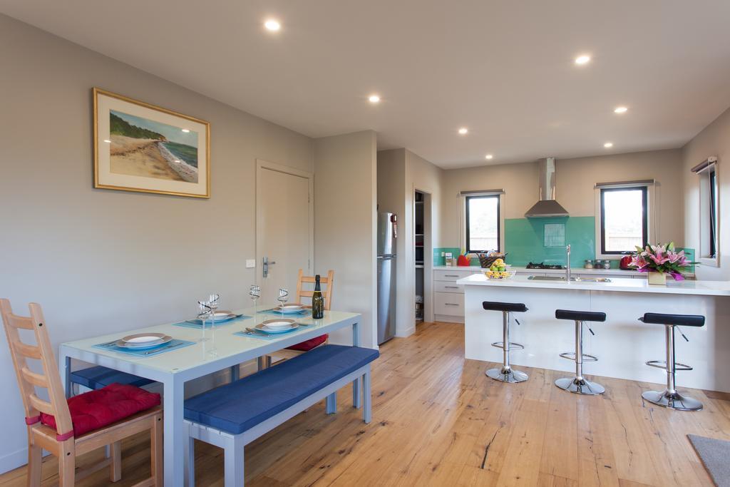 Silversands Beach Cottage Mount Martha Room photo