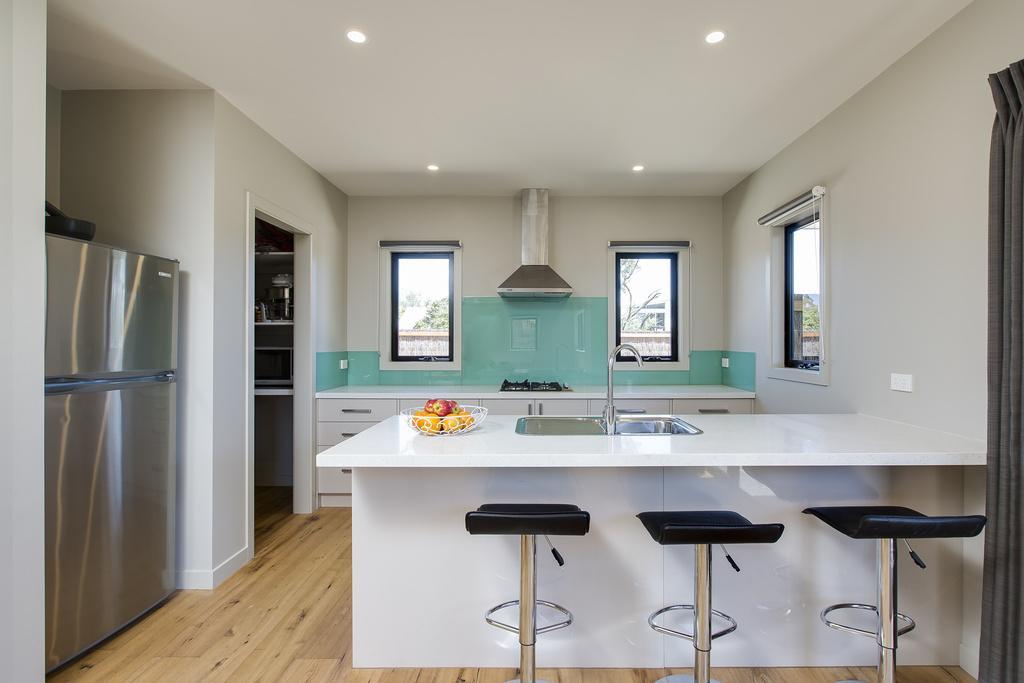 Silversands Beach Cottage Mount Martha Room photo