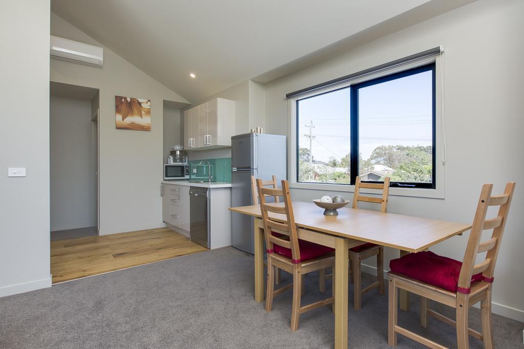 Silversands Beach Cottage Mount Martha Room photo